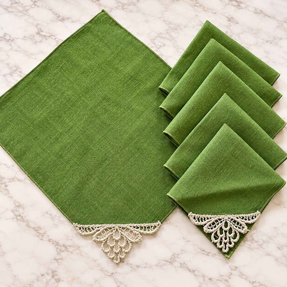 VTG Green Linen Napkins Set of 6 Crochet Lace Trim Farmhouse Decor Cottagecore